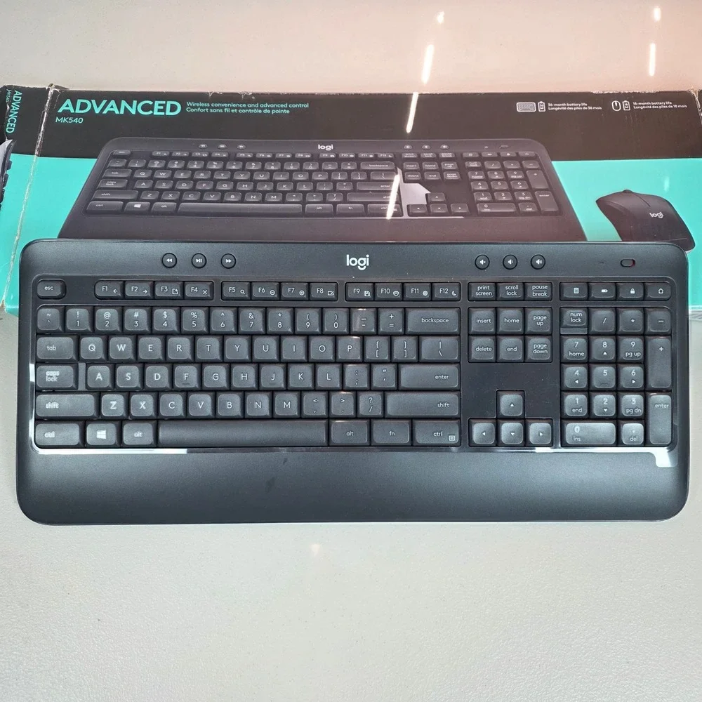 Logitech MK540 Wireless Keyboard and Mouse Combo Black Advanced 920-008671